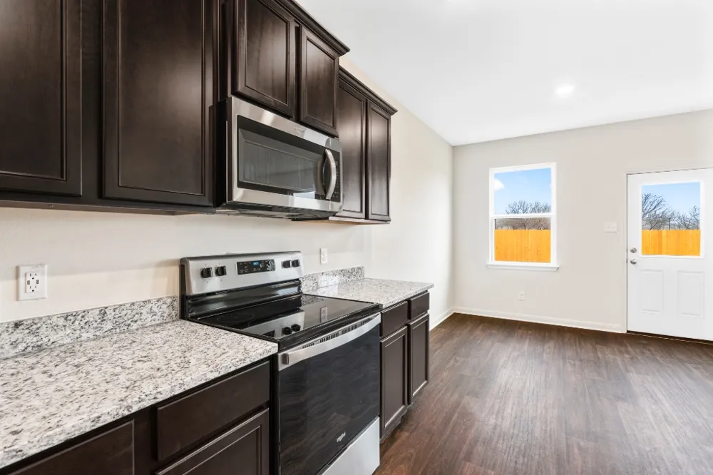 719 Wonderland Trail New Braunfels, TX 78132