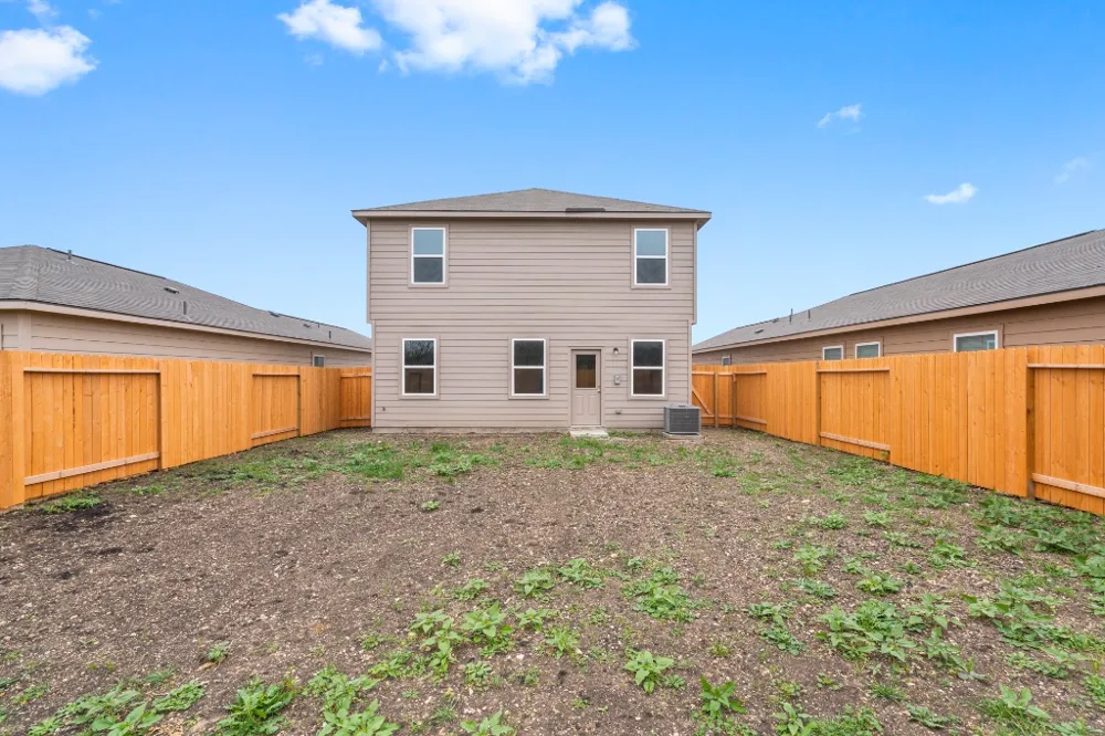 719 Wonderland Trail New Braunfels, TX 78132