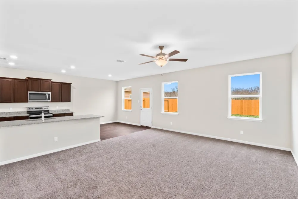 719 Wonderland Trail New Braunfels, TX 78132