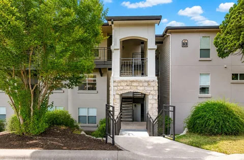 6000 Shepherd Mountain Cove #315