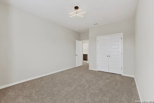1239 LOMA RNCH New Braunfels, TX 78132