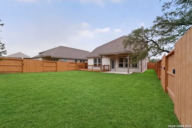 1239 LOMA RNCH New Braunfels, TX 78132