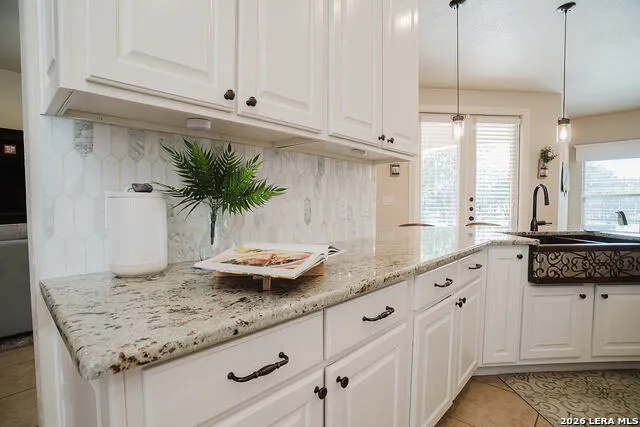 27931 BOGEN RD New Braunfels, TX 78132