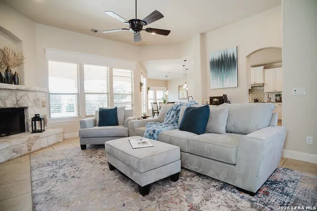 27931 BOGEN RD New Braunfels, TX 78132