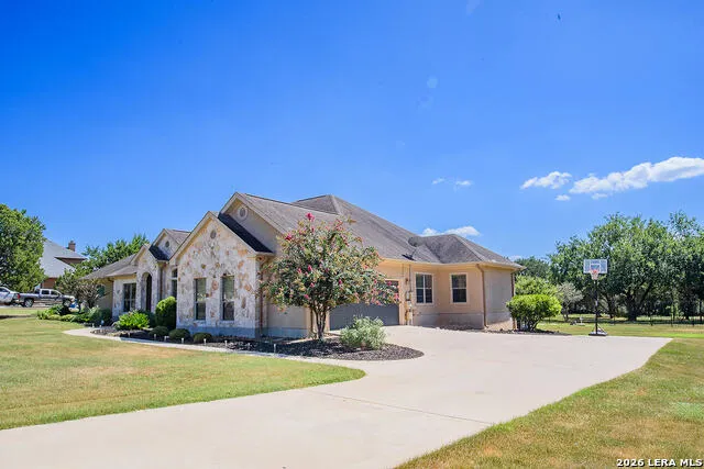 27931 BOGEN RD New Braunfels, TX 78132
