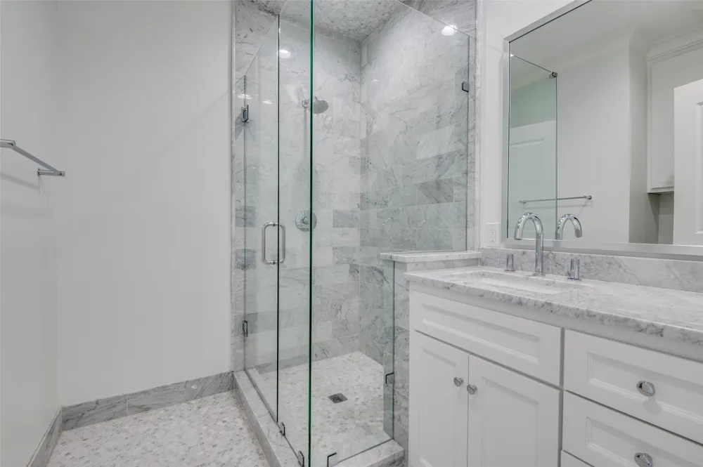 4031 Prescott Avenue Dallas, TX 75219