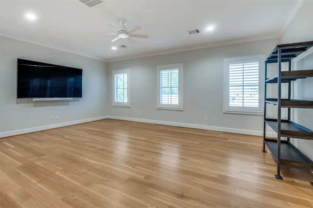 4031 Prescott Avenue Dallas, TX 75219