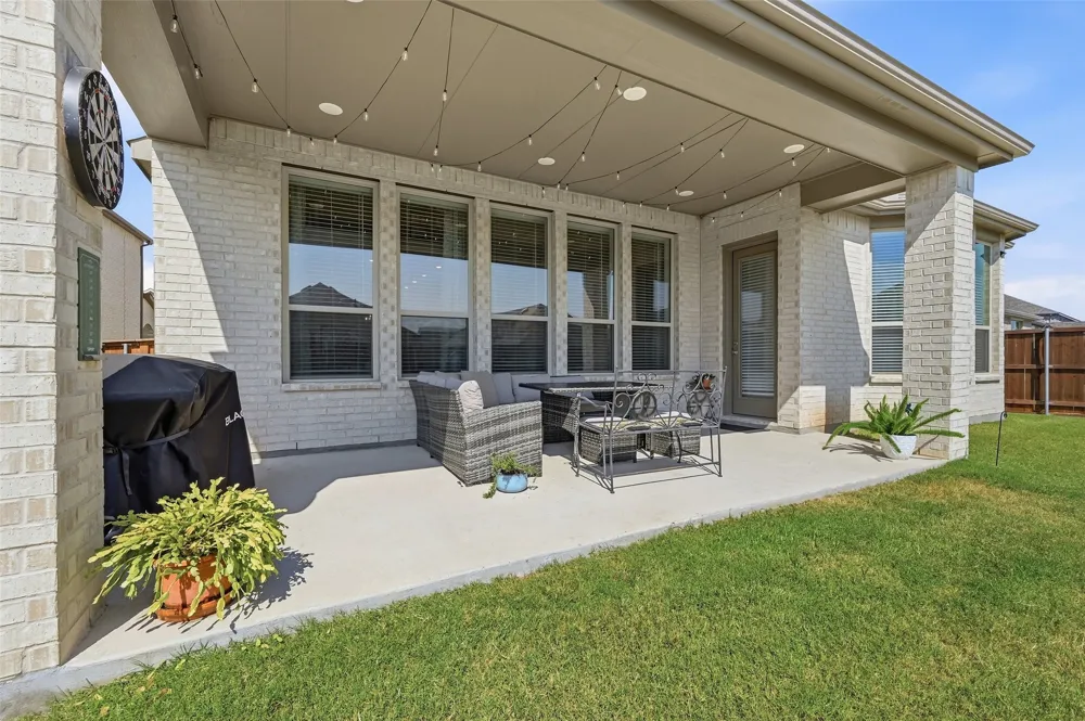 3731 Cherry Hills Drive Sherman, TX 75090