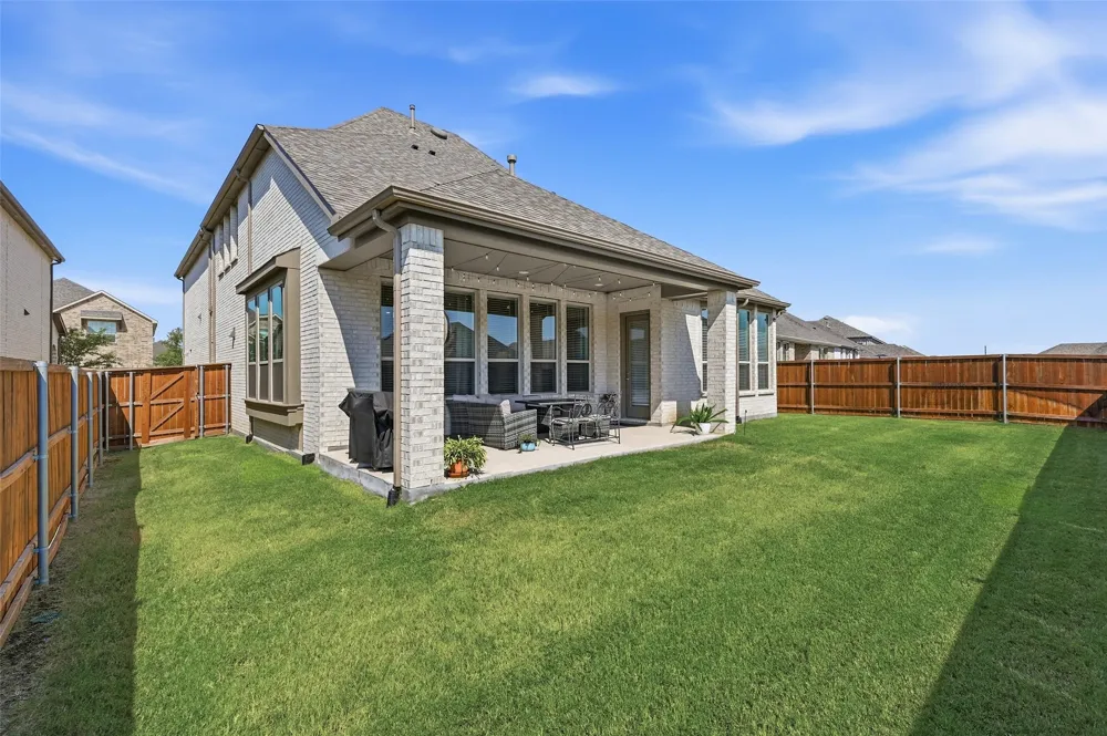 3731 Cherry Hills Drive Sherman, TX 75090