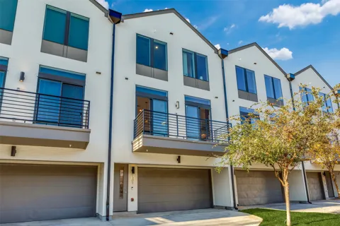 4426 Cabell Drive #1307