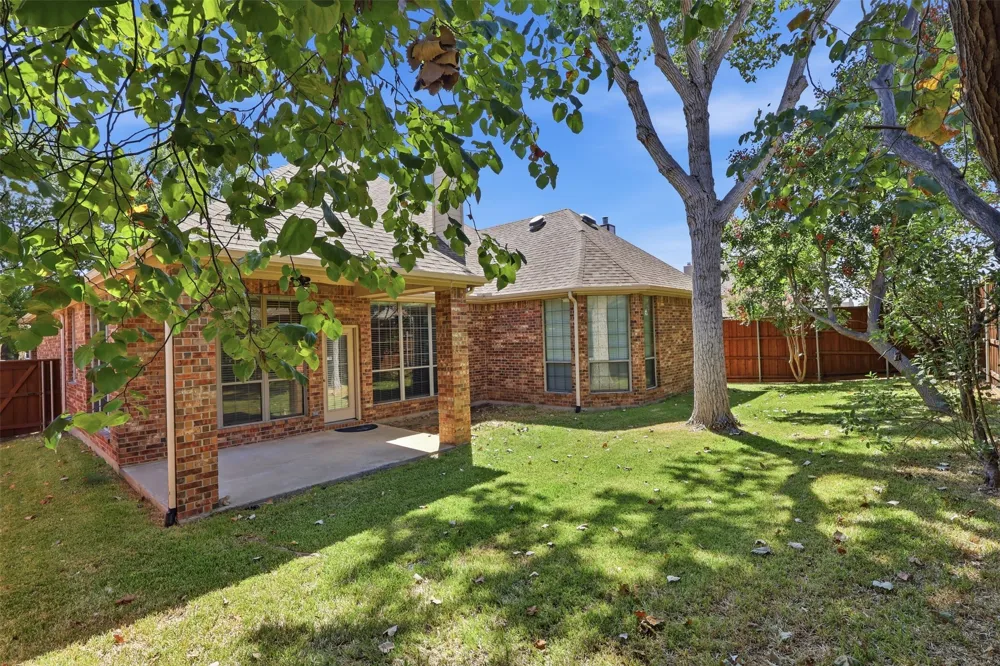 2633 Deer Hollow Drive Little Elm, TX 75068