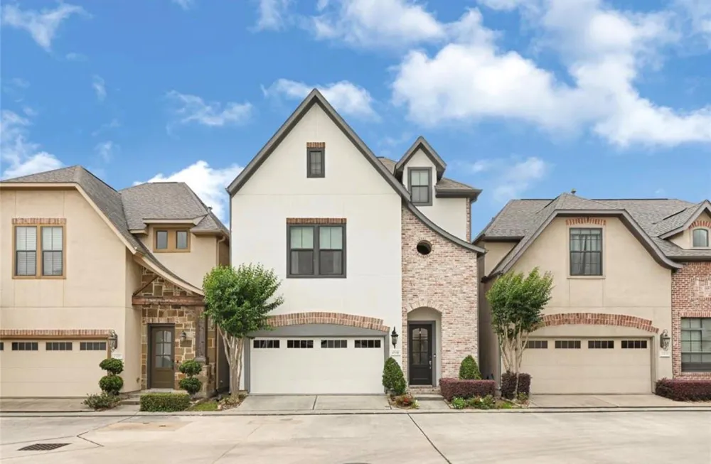 1531 Woodbend Park W Houston, TX 77055