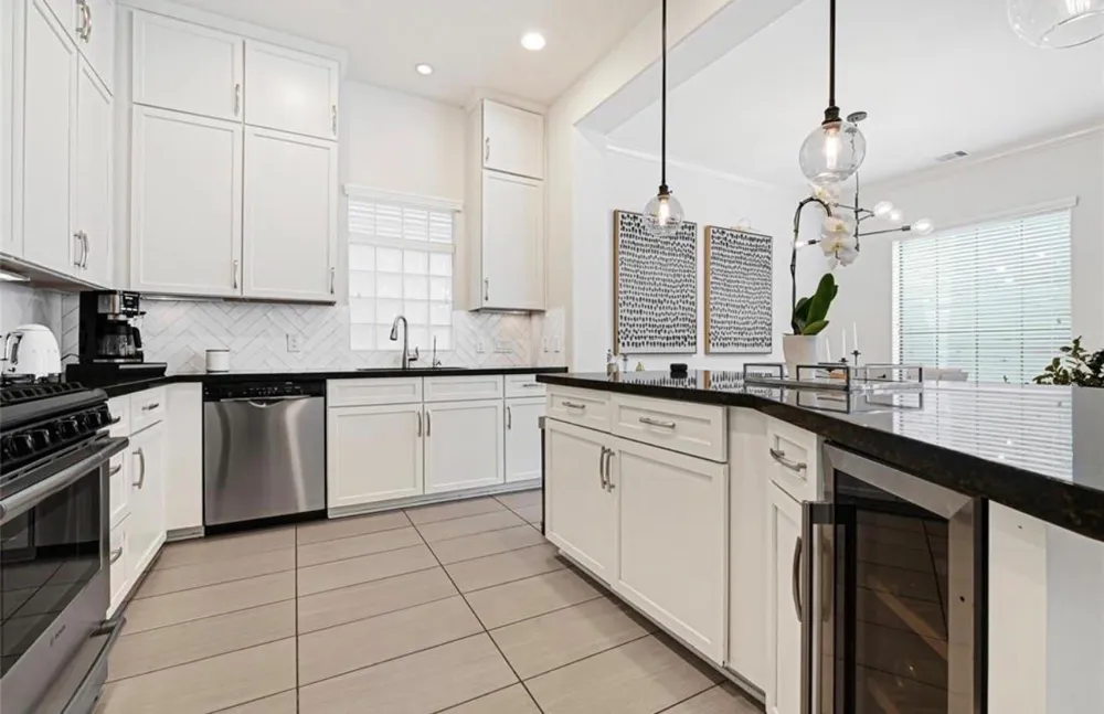 1531 Woodbend Park W Houston, TX 77055