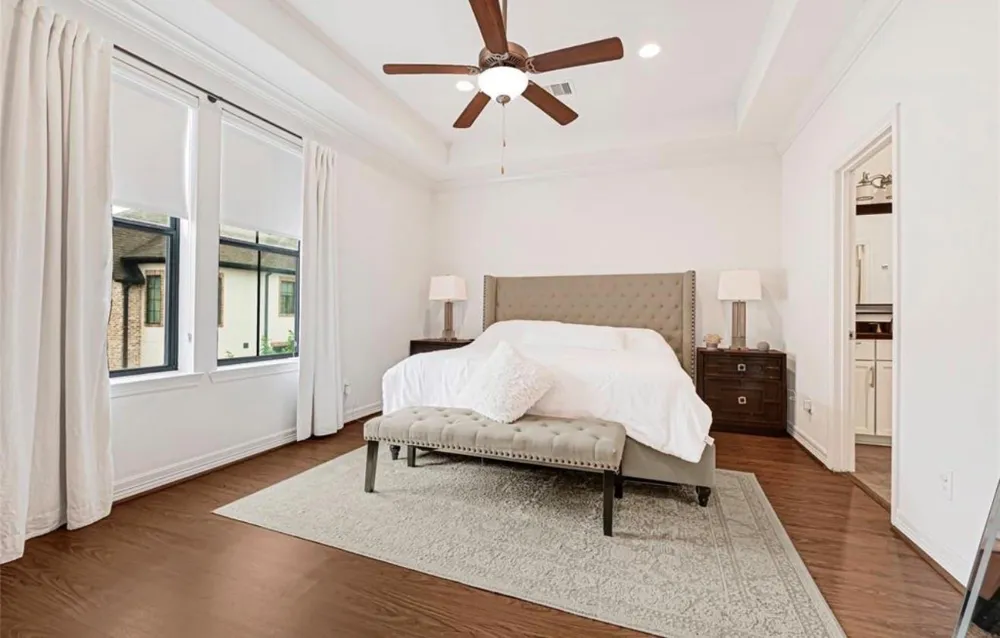 1531 Woodbend Park W Houston, TX 77055
