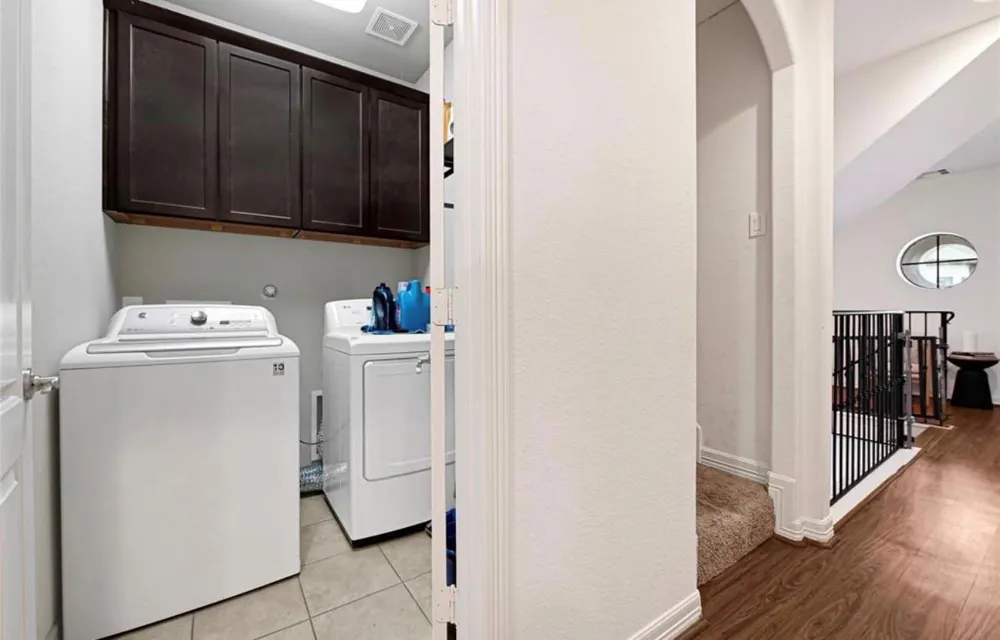 1531 Woodbend Park W Houston, TX 77055