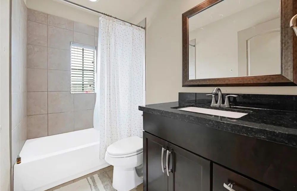 1531 Woodbend Park W Houston, TX 77055
