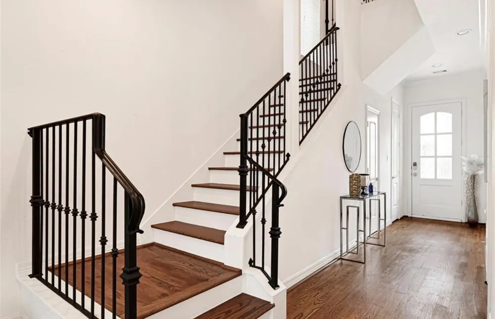 1531 Woodbend Park W Houston, TX 77055