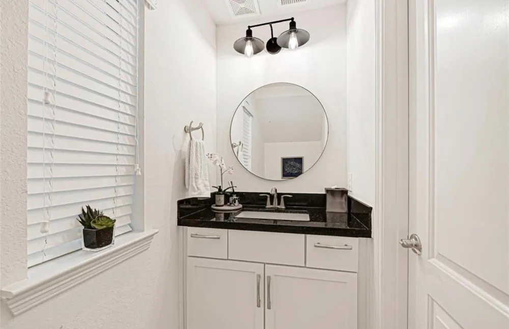 1531 Woodbend Park W Houston, TX 77055