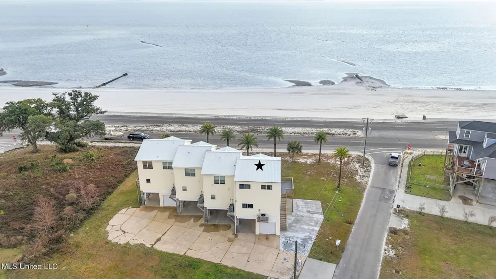 806 W Beach Boulevard Long Beach, MS 39560