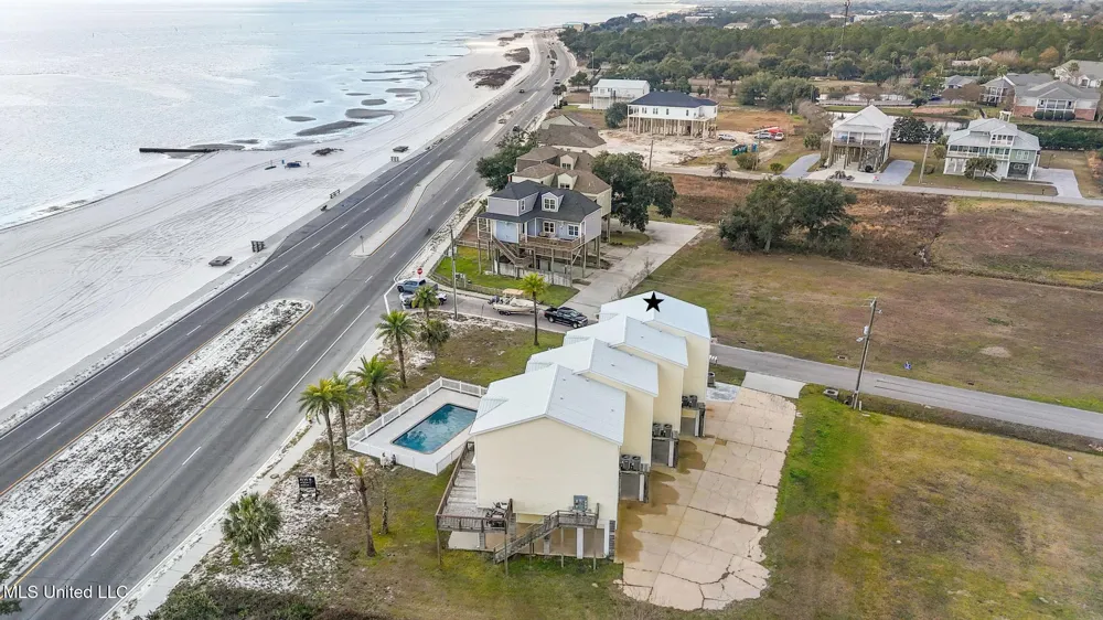 806 W Beach Boulevard Long Beach, MS 39560