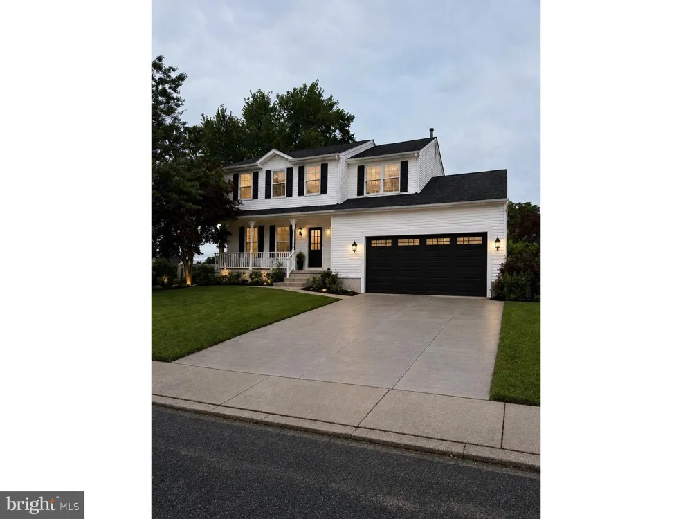14 POWDER LANE Burlington, NJ 08016