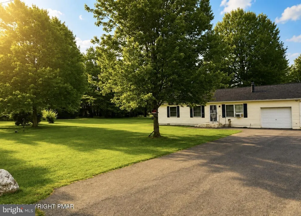 36 LESLIE LANE Jim Thorpe, PA 18229