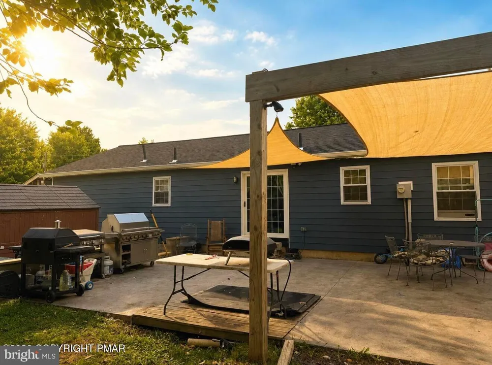 36 LESLIE LANE Jim Thorpe, PA 18229