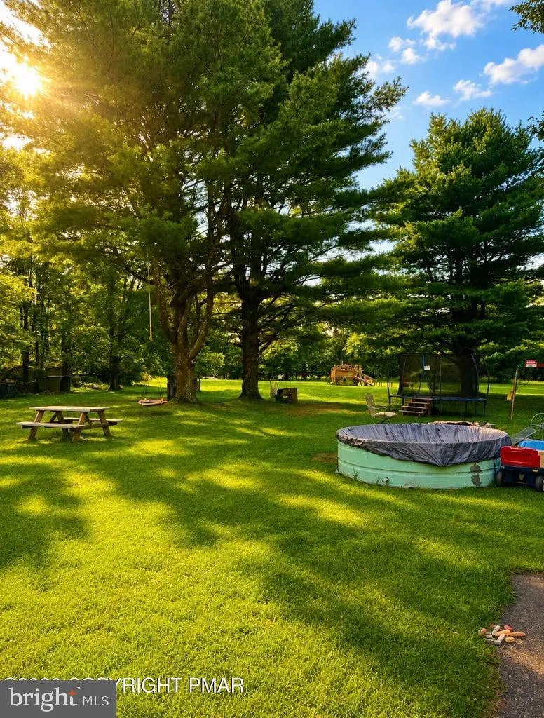 36 LESLIE LANE Jim Thorpe, PA 18229