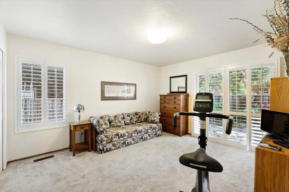 412 Sumner Avenue Aptos, CA 95003