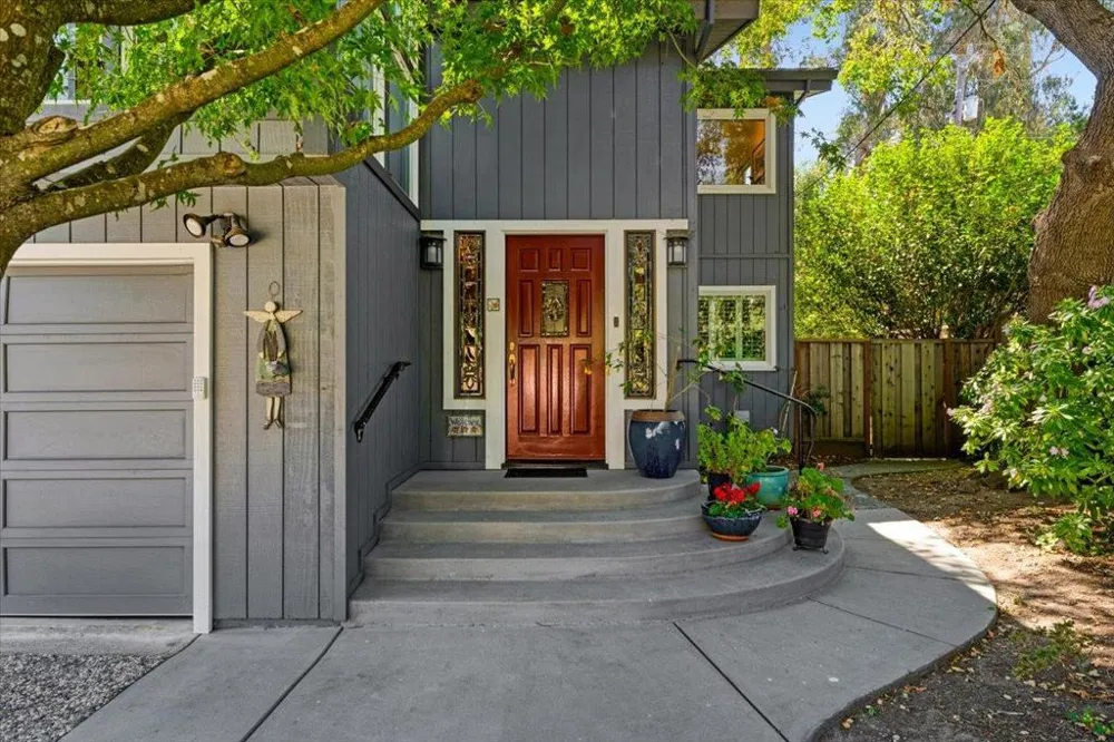 412 Sumner Avenue Aptos, CA 95003