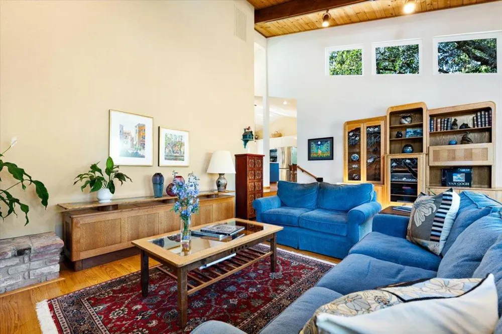 412 Sumner Avenue Aptos, CA 95003