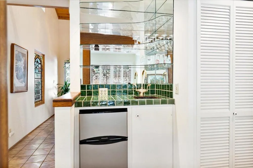 412 Sumner Avenue Aptos, CA 95003