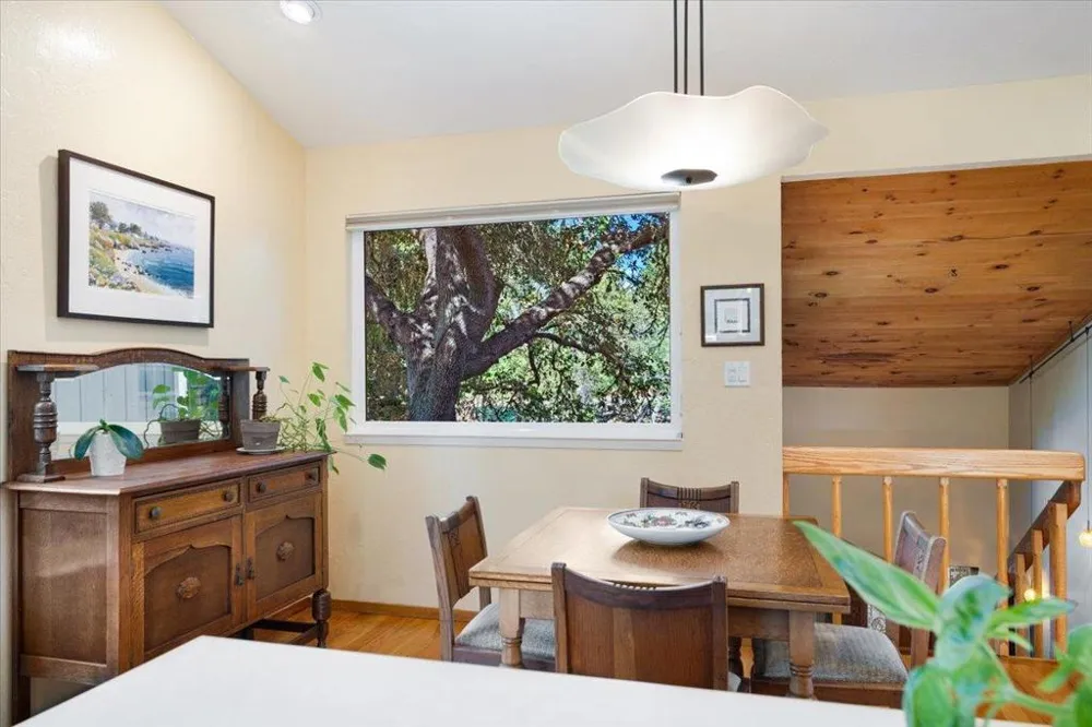 412 Sumner Avenue Aptos, CA 95003