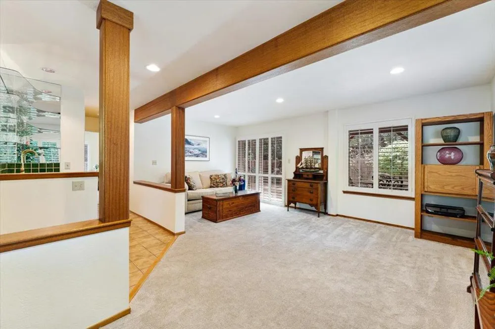 412 Sumner Avenue Aptos, CA 95003