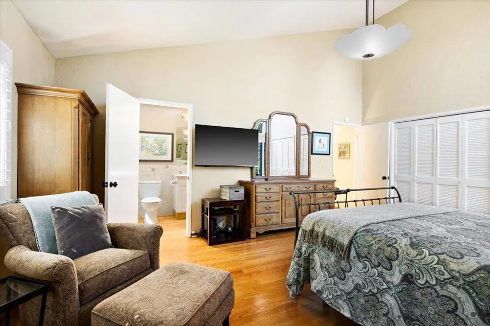 412 Sumner Avenue Aptos, CA 95003
