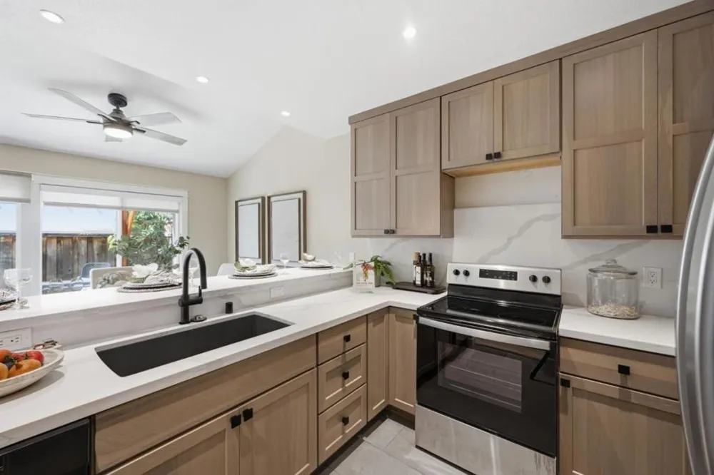 1327 Merrivale West Square San Jose, CA 95117