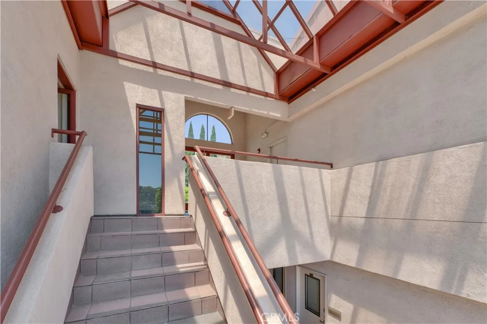 809 S Atlantic Monterey Park, CA 91754