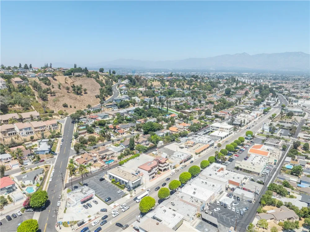 809 S Atlantic Monterey Park, CA 91754