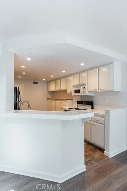 2154 San Michel Dr W #A Costa Mesa, CA 92627