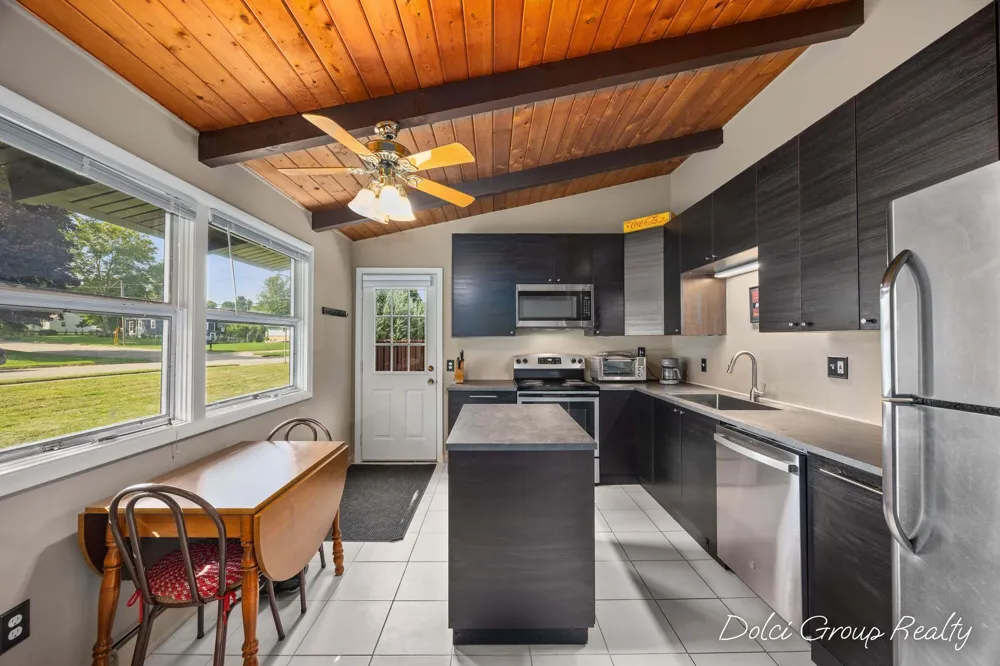 3147 Tuell Street NW Grand Rapids, MI 49504