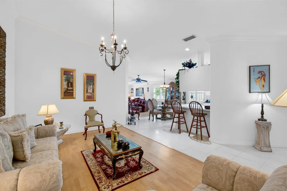 8403 Cozumel Lane Wellington, FL 33414