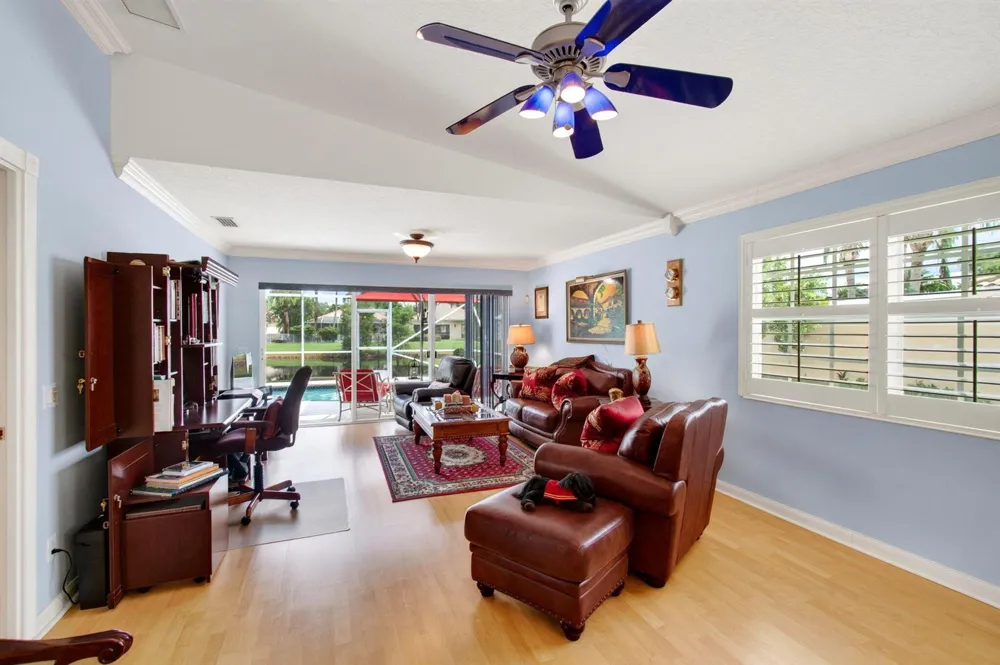 8403 Cozumel Lane Wellington, FL 33414