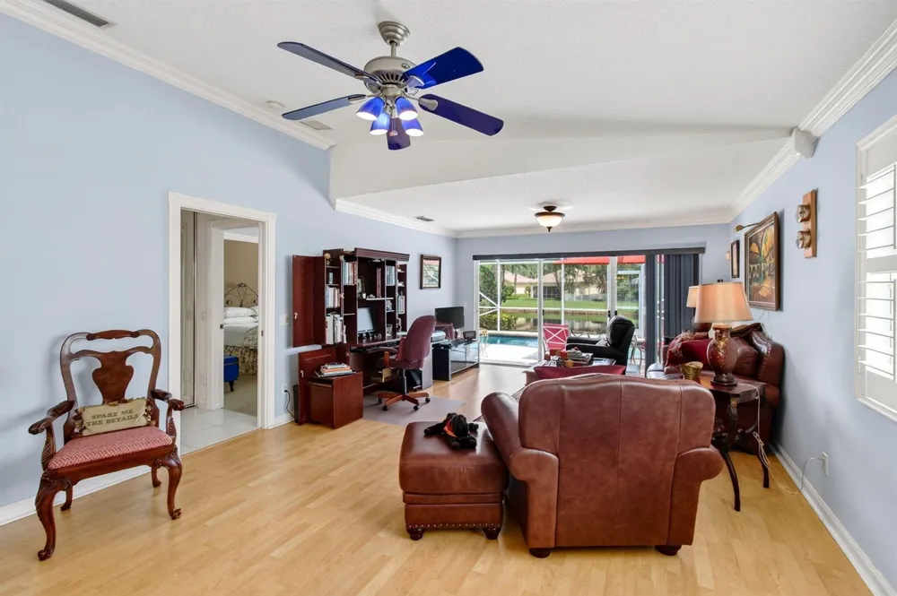 8403 Cozumel Lane Wellington, FL 33414