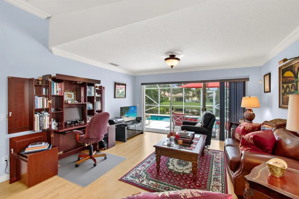 8403 Cozumel Lane Wellington, FL 33414
