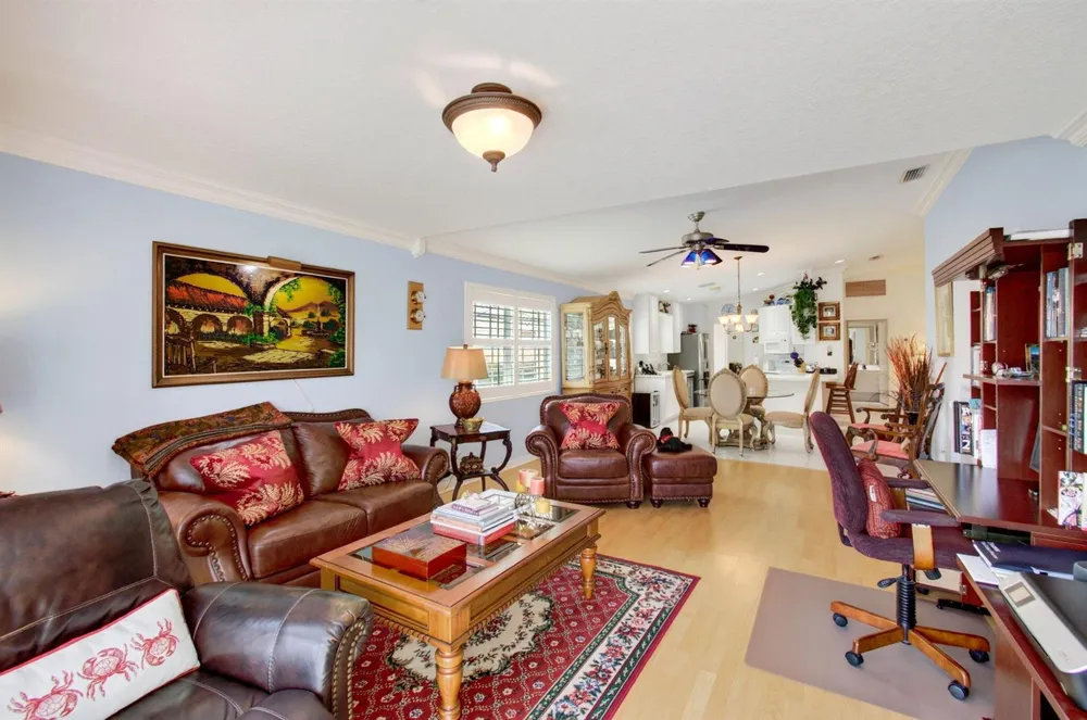 8403 Cozumel Lane Wellington, FL 33414