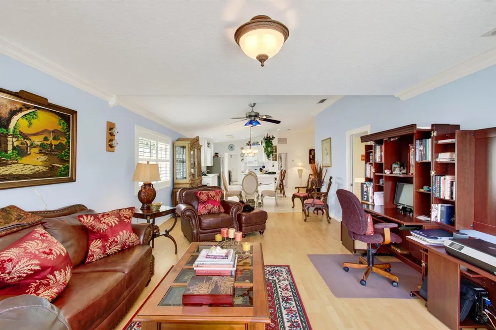8403 Cozumel Lane Wellington, FL 33414