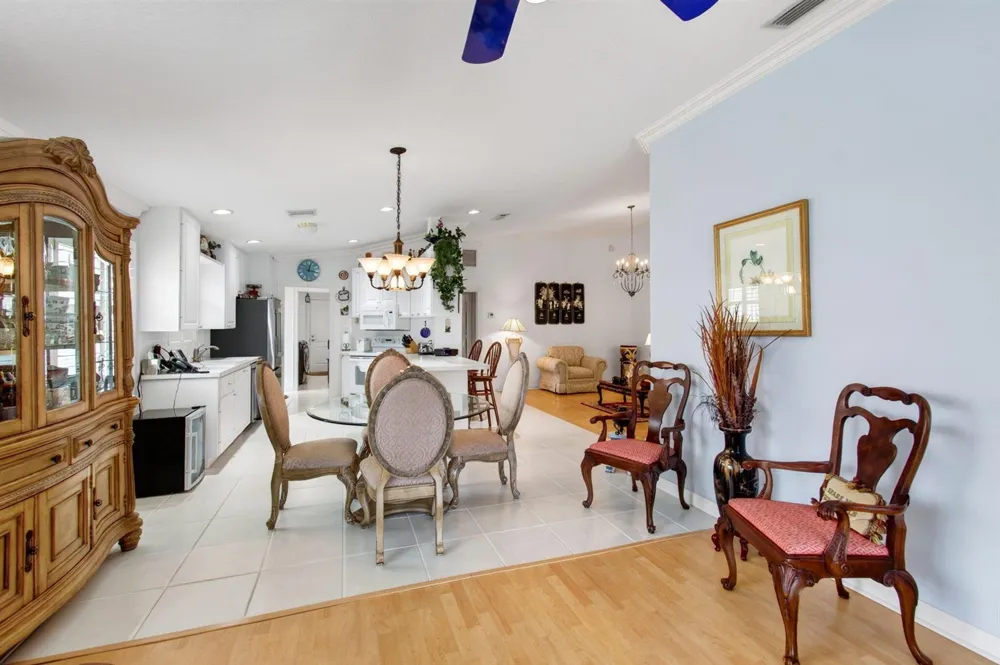 8403 Cozumel Lane Wellington, FL 33414
