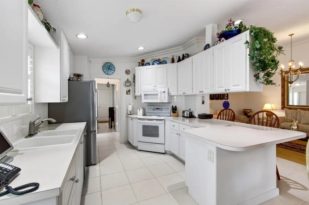 8403 Cozumel Lane Wellington, FL 33414
