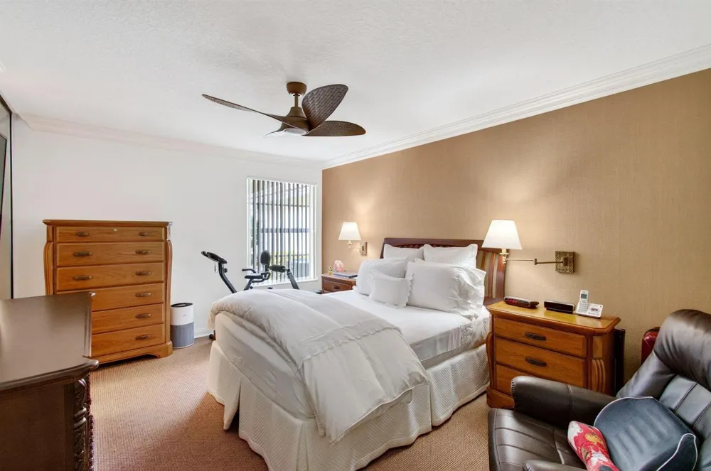8403 Cozumel Lane Wellington, FL 33414