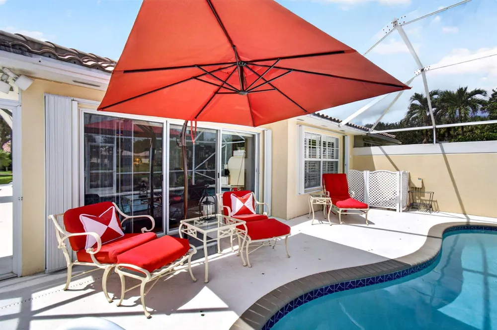 8403 Cozumel Lane Wellington, FL 33414